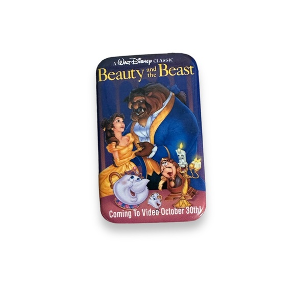 Vintage Disney Buttons LOT OF 6 Rescuers Beauty and the Beast Jungle Book 90s - Picture 2 of 8